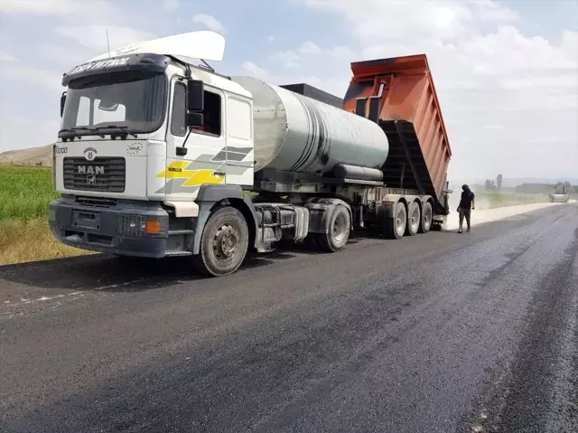 Ilgın'da asfaltlama çalışmaları Ilgın'da asfaltlama çalışmaları