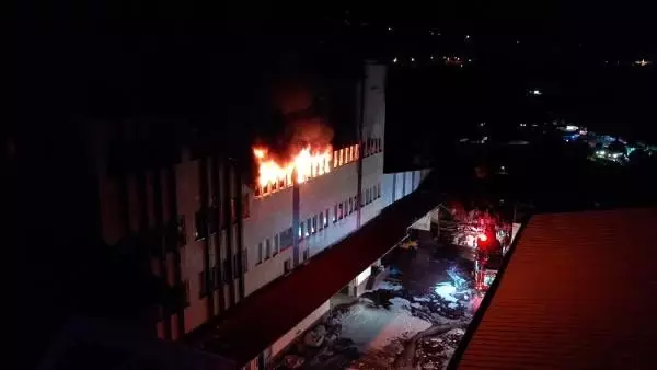 Zonguldak'ta, fındık kırma fabrikasında yangın (2)