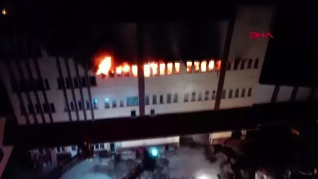 Zonguldak'ta, fındık kırma fabrikasında yangın-EK