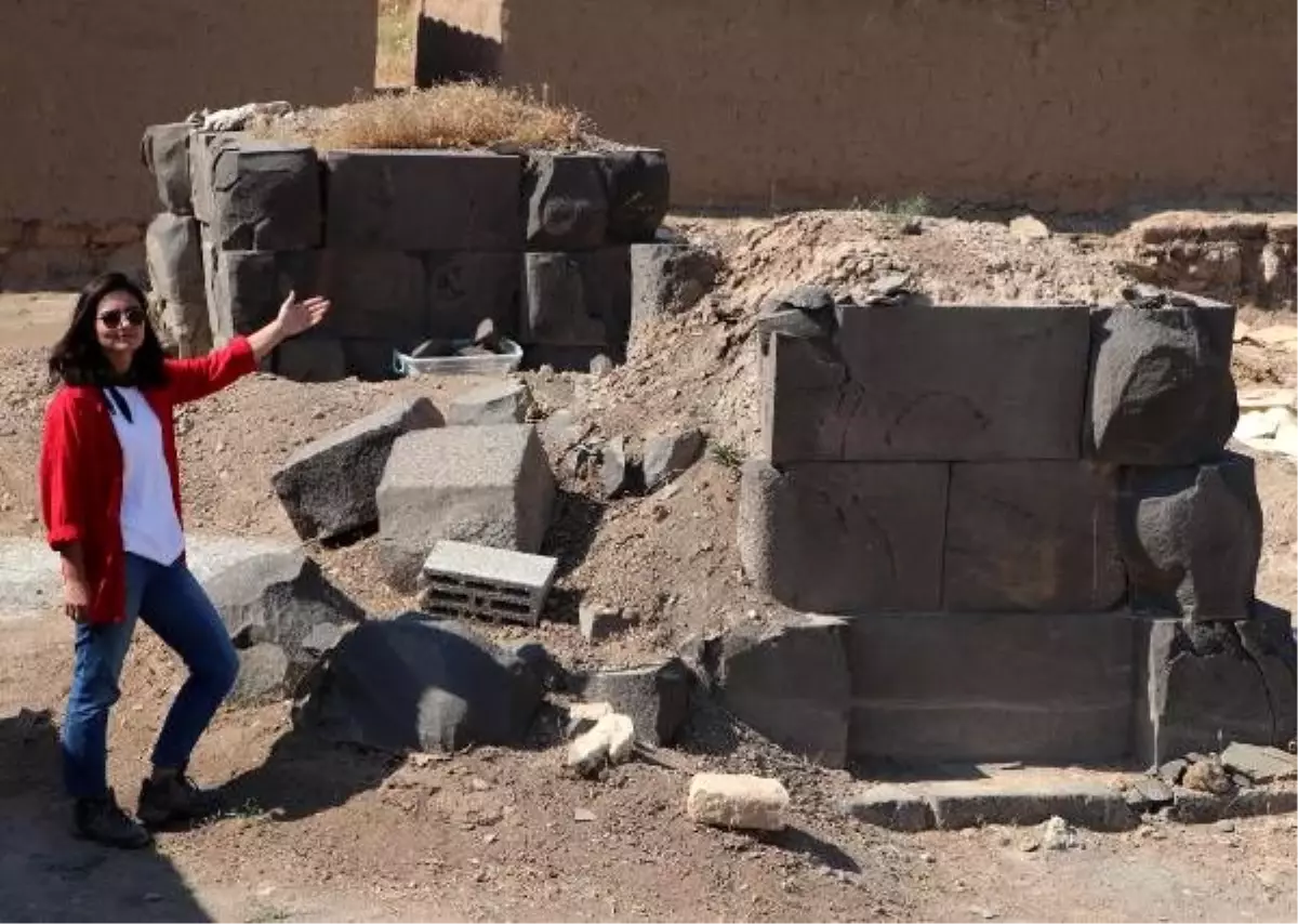 2 bin 700 yıllık Ayanis Kalesi'nin taşlarının sırrı çözülüyor