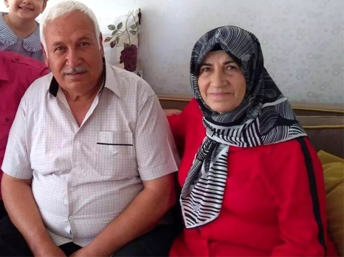 78 yaşındaki karısını bıçaklayarak öldürdü