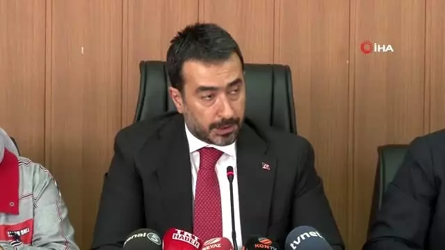 AK Parti Ankara İl Başkanı Özcan'dan Mansur Yavaş'ın 'tasarruf' açıklamasına yanıt AK Parti Ankara İl Başkanı Özcan'dan Mansur Yavaş'ın 'tasarruf' açıklamasına yanıt