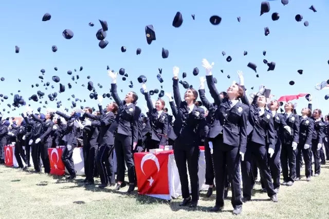 Aksaray POMEM'de 631 yeni polis mezun oldu