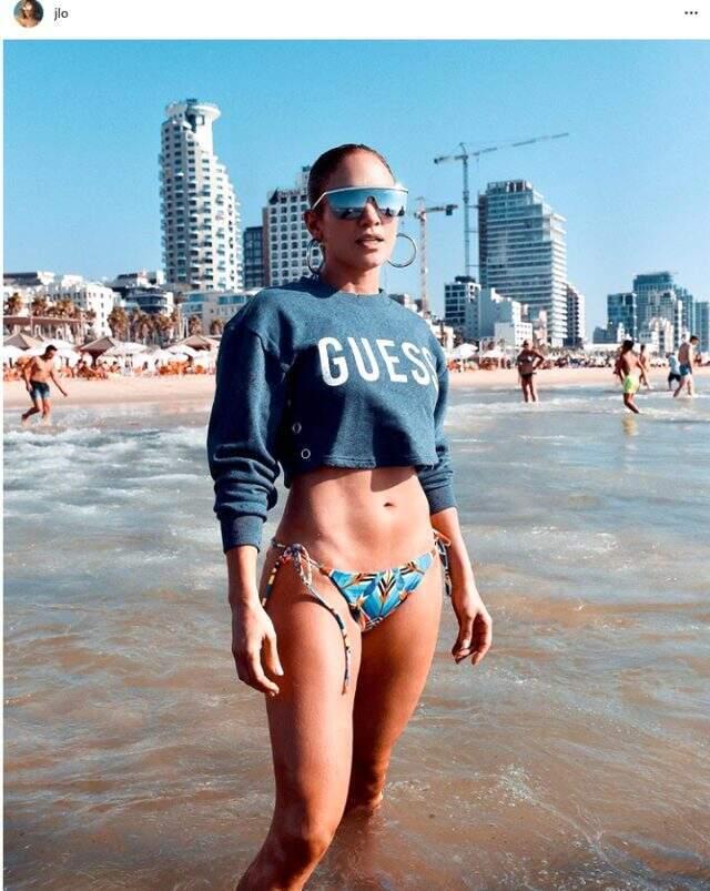 Antalya'da konser veren yıldız şarkıcı Jennifer Lopez'in Türkiye ile paylaşım yapmaması tepki çekti