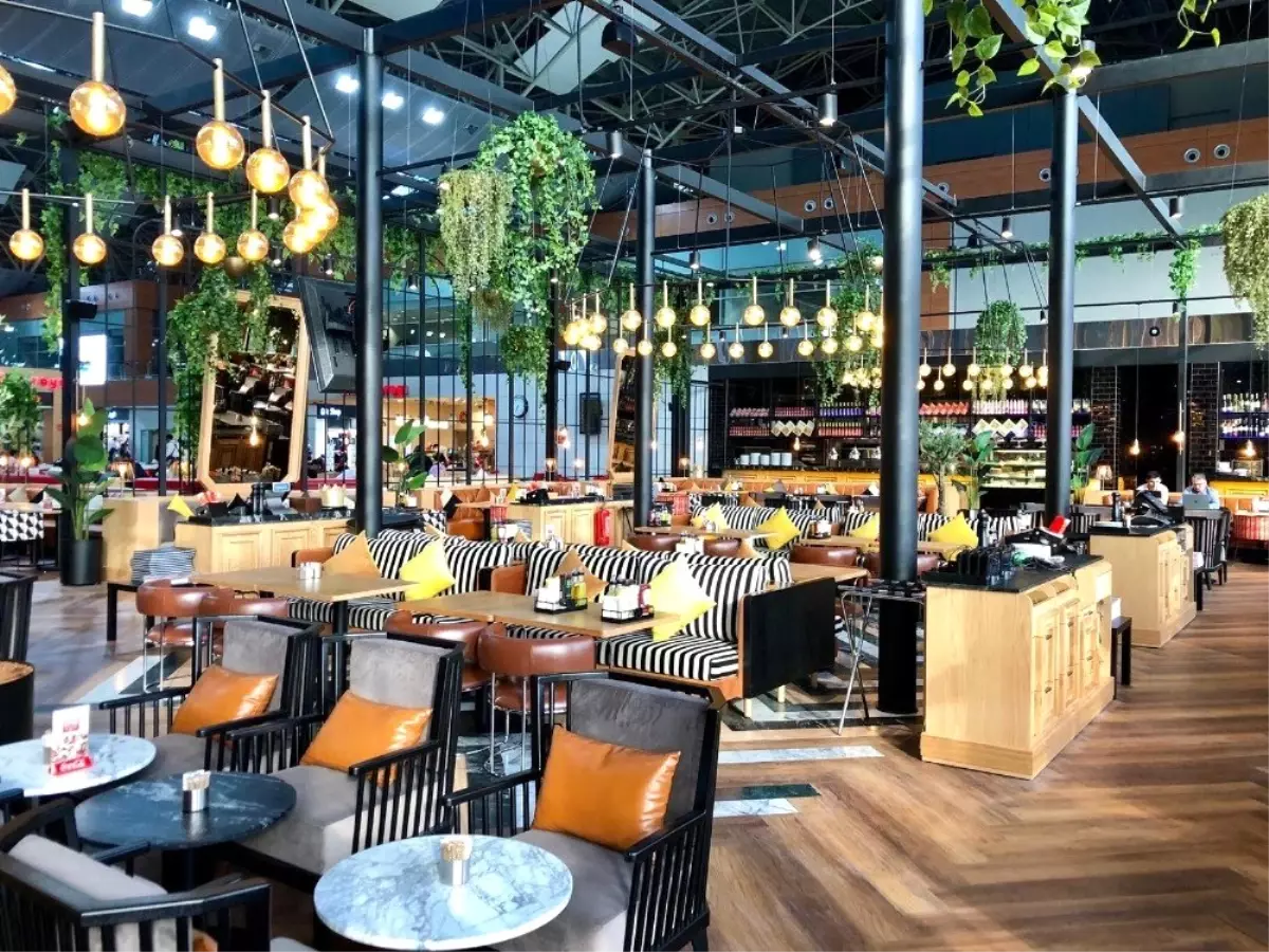 Aymutlu: 'Yeni şubemizi havalimanında hizmete aldık'