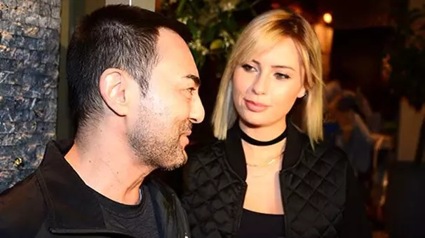 Serdar Ortaç ve Chloe Loughnan yarın boşanıyor mu? Serdar Ortaç ve Chloe Loughnan yarın boşanıyor mu?