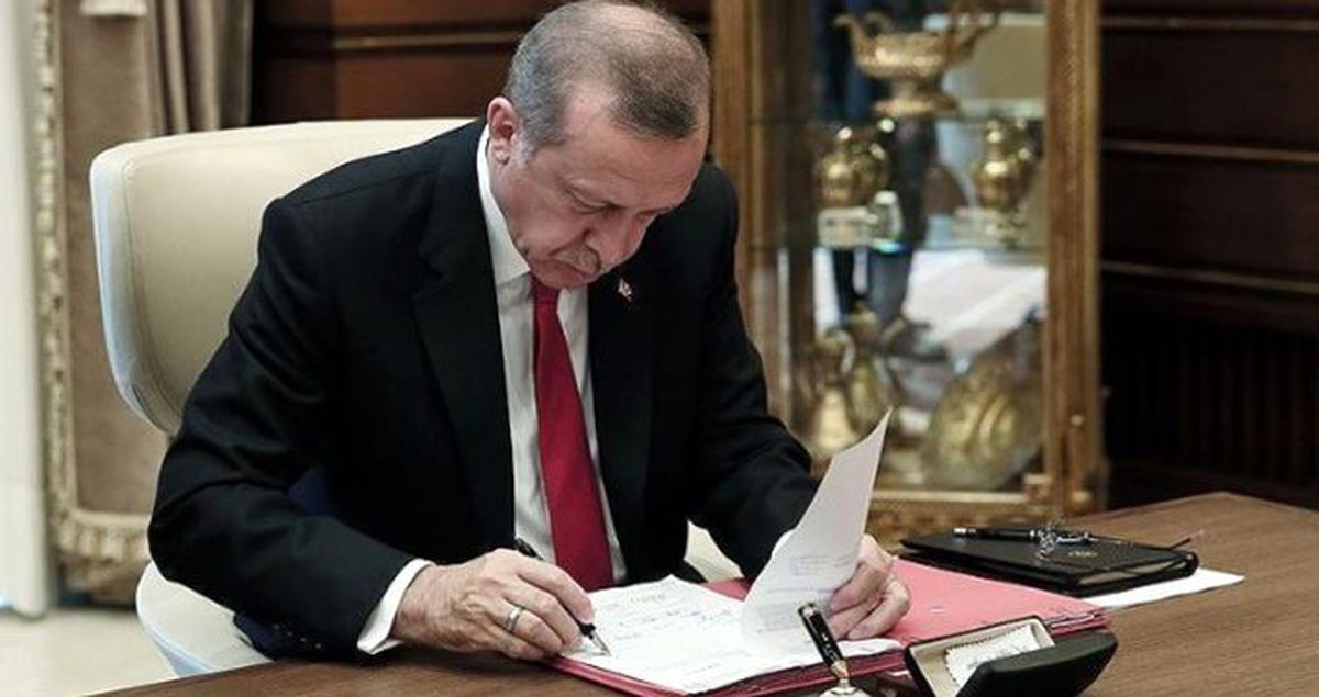 Cumhurbaşkanı Erdoğan, Türkiye Uzay Ajansı Başkanı'nı ve yönetim kadrosunu atadı