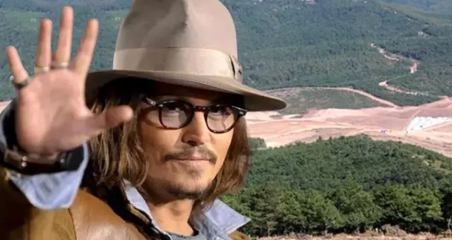 Dünyaca ünlü oyuncu Johnny Depp'in fan hesabından şaşırtan Kaz Dağları paylaşımı Dünyaca ünlü oyuncu Johnny Depp'in fan hesabından şaşırtan Kaz Dağları paylaşımı