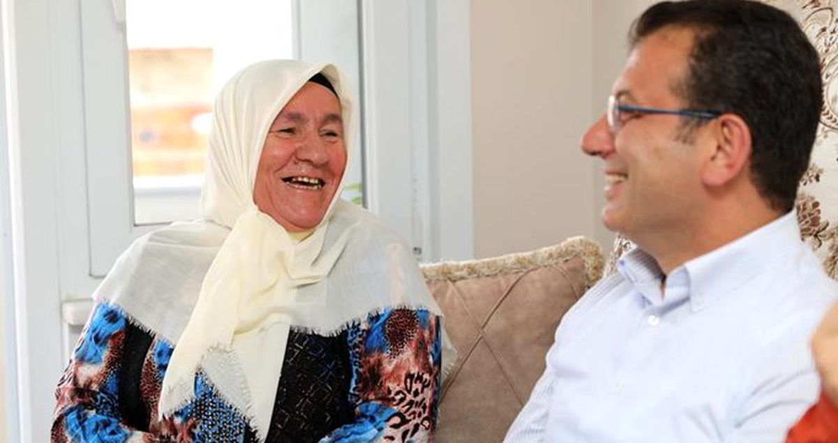 Ekrem İmamoğlu, 'Sana oy vermem' diyen teyzeyi ziyaret edince kahkaha tufanı koptu