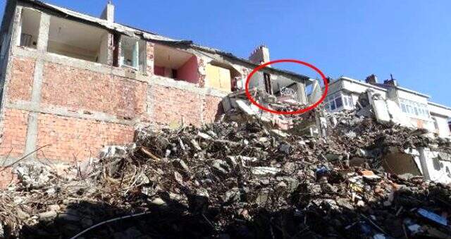 İstanbul Avcılar'da şaşırtan görüntü! Binanın duvarları olmadığı ortaya çıktı