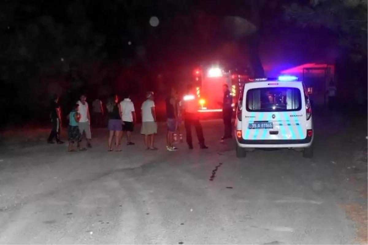 İzmir'de ormanlık alanda çıkan yangın, büyümeden söndürüldü