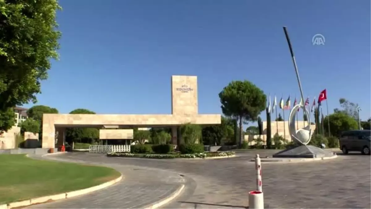 Jennifer Lopez, Antalya'dan ayrıldı