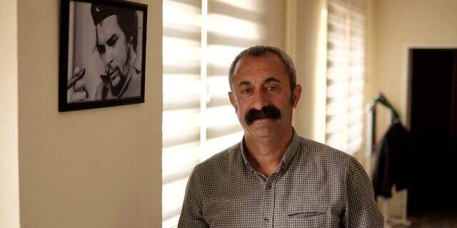 Komünist Başkan vatandaşlardan 25 TL bağış istedi