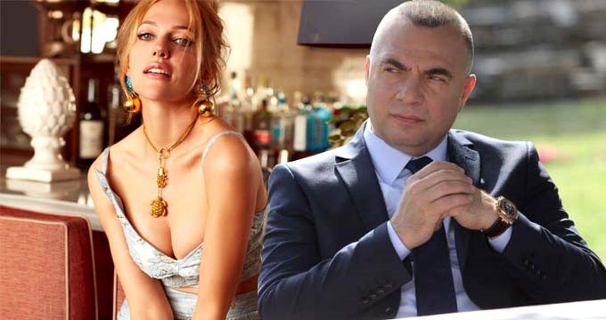 Oktay Kaynarca, posterleri önünde poz veren Meryem Uzerli'nin fotoğraflarını paylaştı