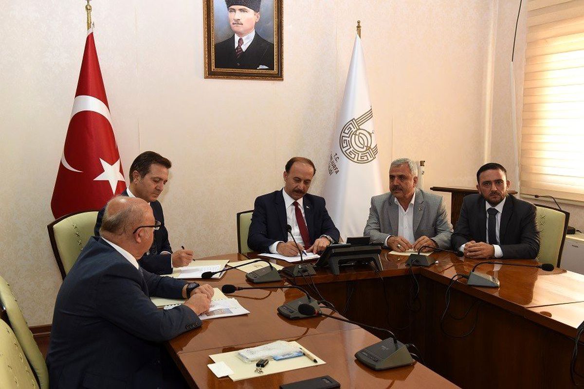 Şanlıurfa'da jeotermal seraların kurulması için talimat