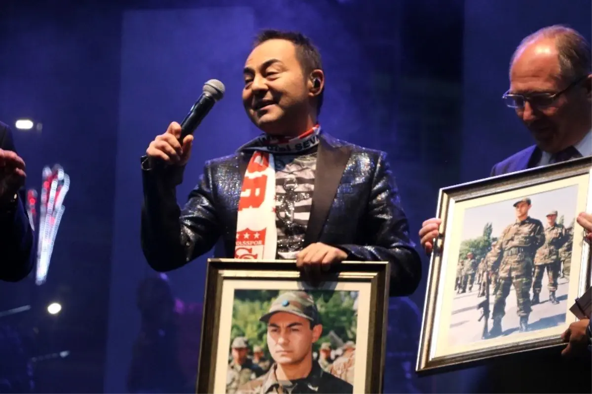 Serdar Ortaç'a askerlik fotoğrafı sürprizi