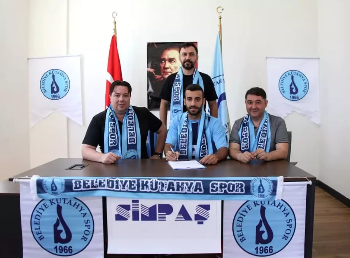 Belediye Kütahyaspor sol bek Abdurrahim Dağ'ı transfer etti