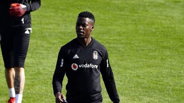 Beşiktaş'a ayrılık! Mirin evini boşaltıyor