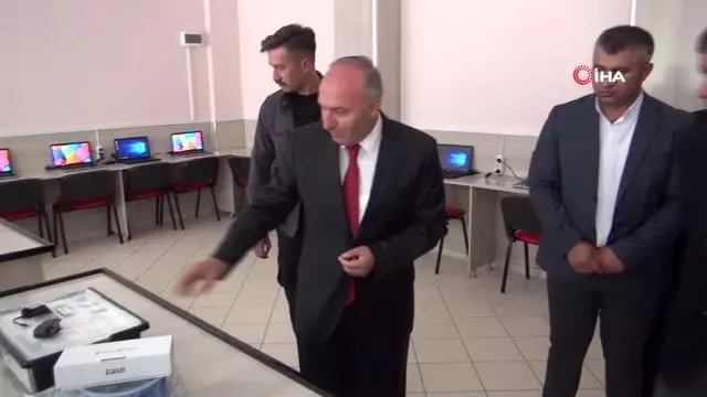 Bitlis'te Robotik Kodlama Atölyesi açıldı Bitlis'te Robotik Kodlama Atölyesi açıldı