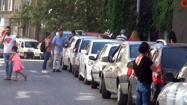 Denizli'deki 4.2 ve 6 büyüklüğündeki iki depremin ardından ilk görüntüler