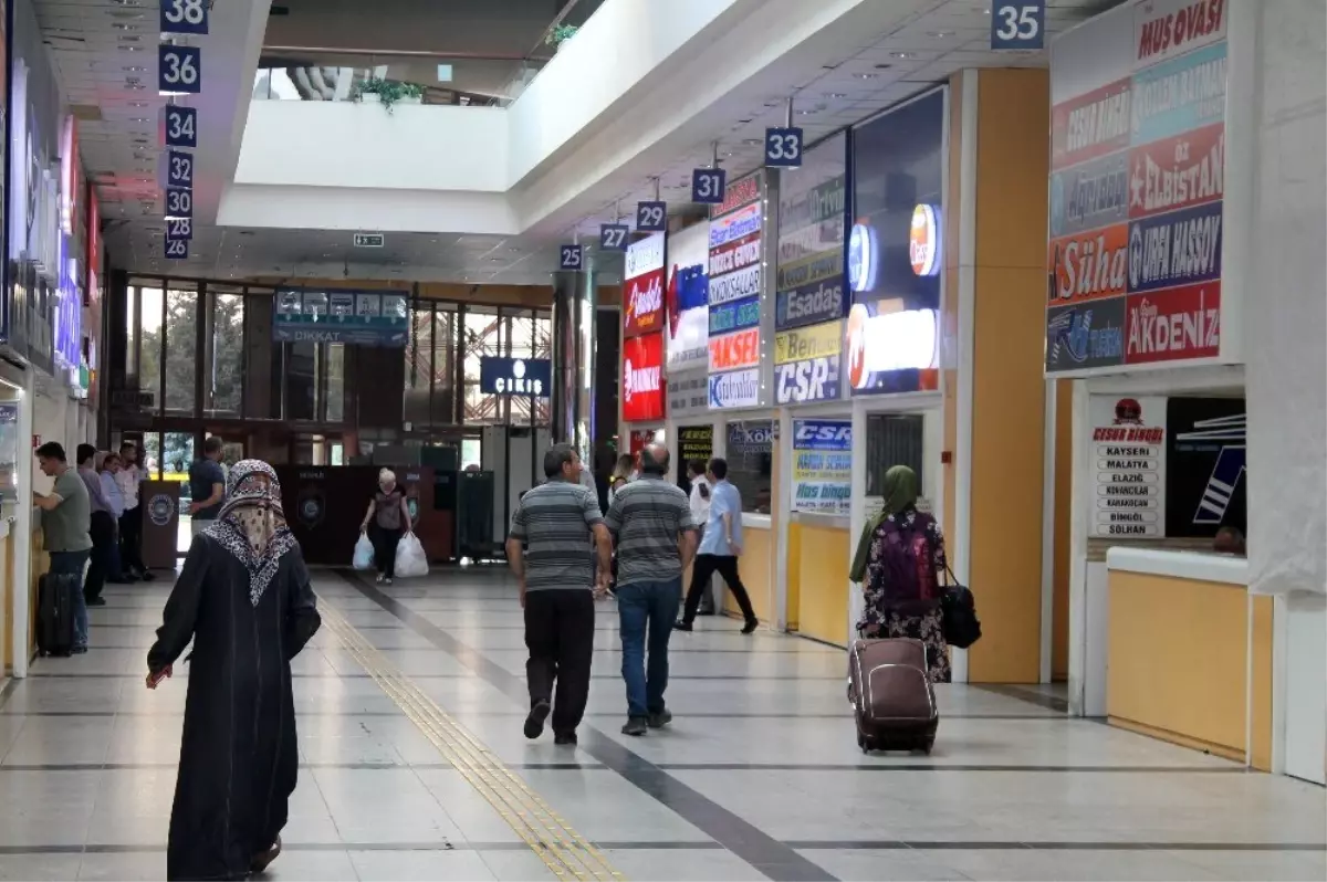 Eskisehir Otobus Terminalinde Bayram Hareketliligi Eskisehir