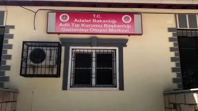 Gaziantep'teki trafik kazası - Cenazelerin ailelere teslim edilmesi Gaziantep'teki trafik kazası - Cenazelerin ailelere teslim edilmesi