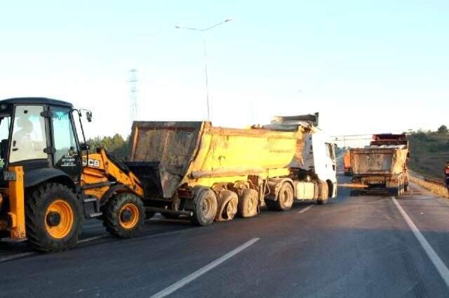 Havalimanı otobüsü kaza yaptı: 1 ölü, 7 yaralı