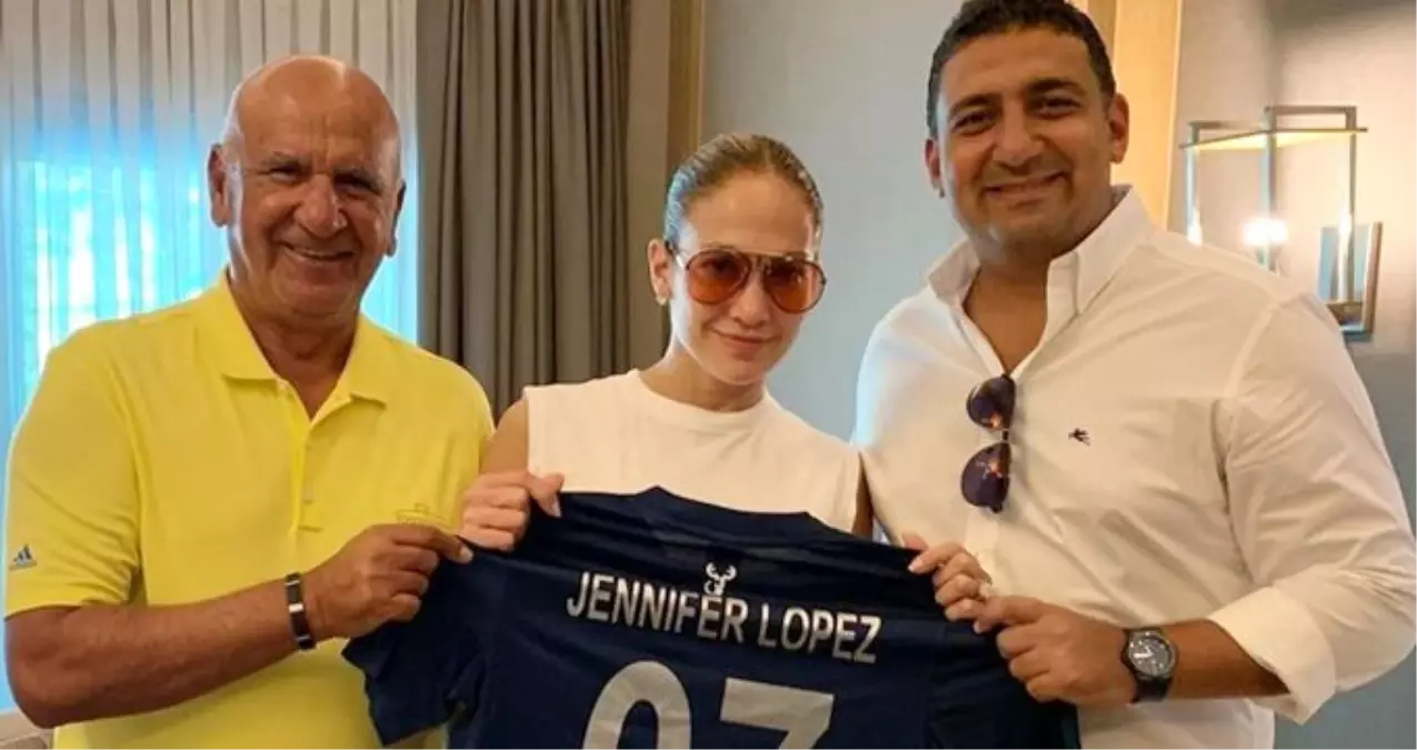 Jennifer Lopez'e Antalyaspor forması hediye edildi!