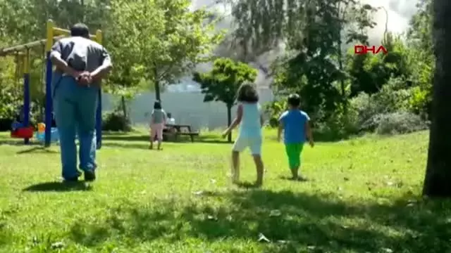 KOCAELİ GÖLCÜK'TE HAFRİYAT SAHASINDA YANGIN
