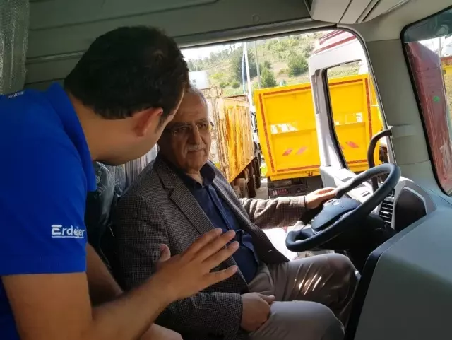 Müfit Aydın'dan mahalle ve esnaf ziyaretleri Müfit Aydın'dan mahalle ve esnaf ziyaretleri