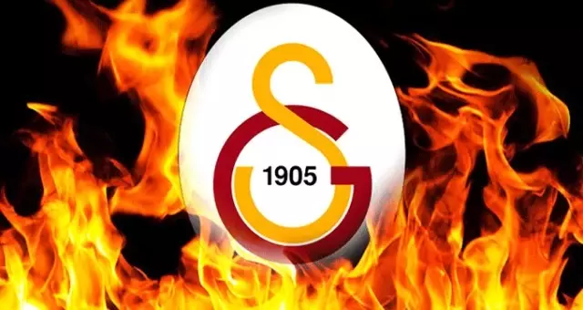 Galatasaraylı Çekdar Orhan, Akhisarspor'a transfer oldu! Galatasaraylı Çekdar Orhan, Akhisarspor'a transfer oldu!