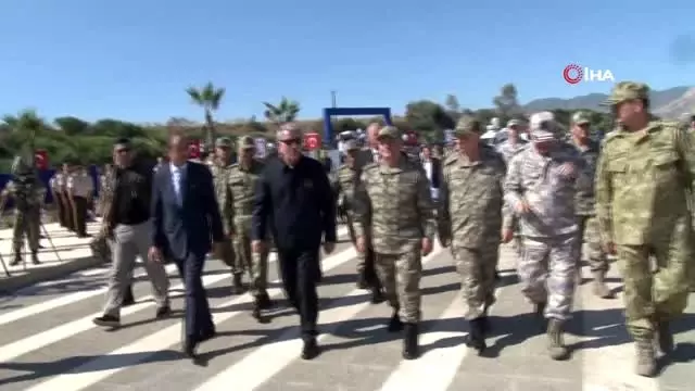 - Yenilenen Şehit Pilot Yüzbaşı Cengiz Topel Anıtı törenle açıldı - Yenilenen Şehit Pilot Yüzbaşı Cengiz Topel Anıtı törenle açıldı