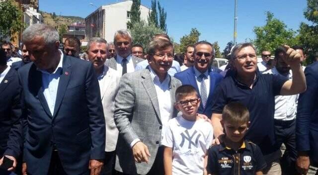 Ahmet Davutoğlu'dan AK Parti ile ilgili açıklama: