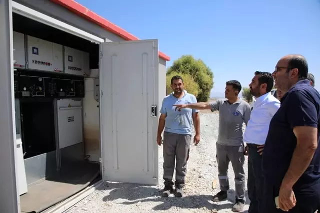 Başkan Şerifoğulları, su kesintisine neden olan enerji hattını inceledi Başkan Şerifoğulları, su kesintisine neden olan enerji hattını inceledi