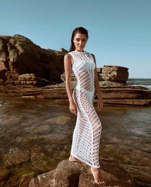Güzel oyuncu Hande Erçel, Bollywood filminde rol alacak
