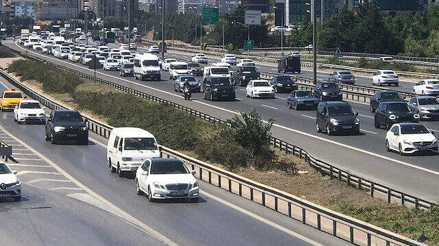 İstanbul'da bayram tatili trafiği yoğunluğu başladı