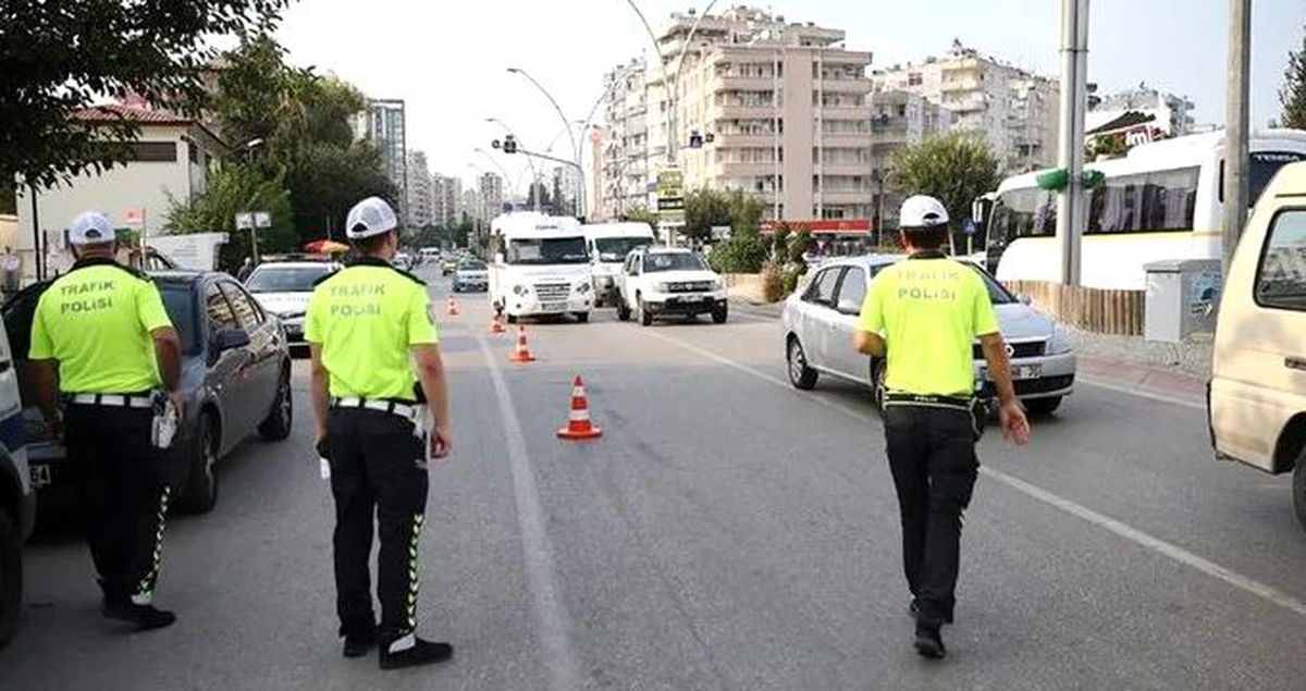 Kurban Bayramı için bugün yola çıkacaklar dikkat! İşte trafikte son durum