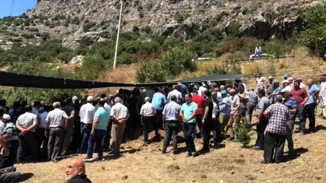 Sütçüler belediye başkanı son yolculuğuna uğurlandı Sütçüler belediye başkanı son yolculuğuna uğurlandı