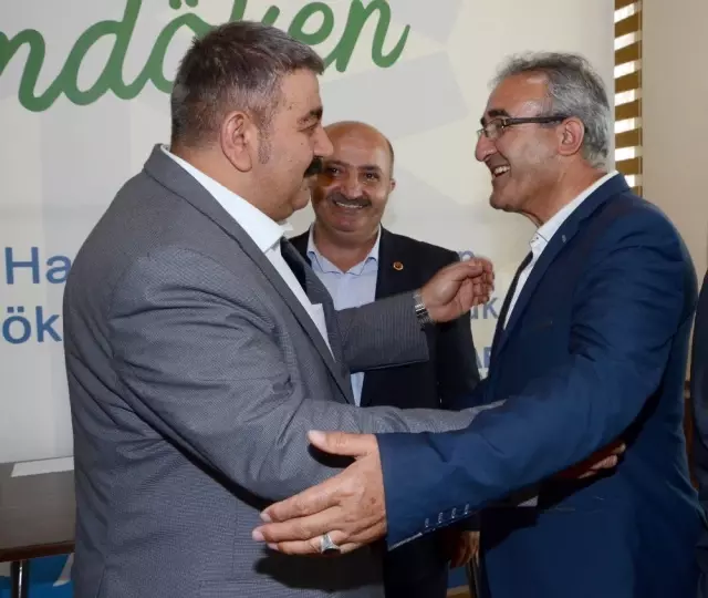 Başkan Sunar, personeliyle bayramlaştı Başkan Sunar, personeliyle bayramlaştı