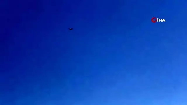 Bilecikli genç pilot adayı bayram mesajını havada verdi