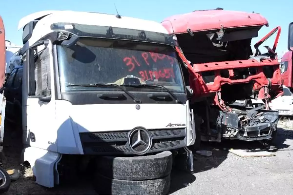 Çalıntı, hacizli ve yakalamalı araçları parçalayan hurdacılara operasyon