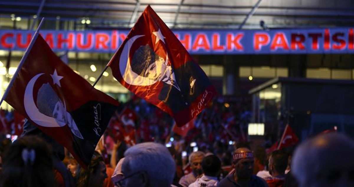 CHP, ekonominin 5 yıllık röntgenini çekip hükümete 13 maddelik öneride bulundu