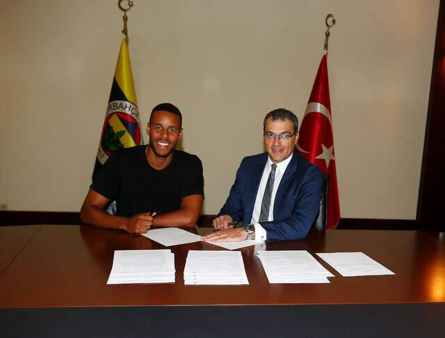 Fenerbahçe Mathias Zanka'yı resmen açıkladı