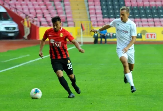 Hazırlık maçı: Eskişehirspor: 1 - Konyaspor: 1 Hazırlık maçı: Eskişehirspor: 1 - Konyaspor: 1