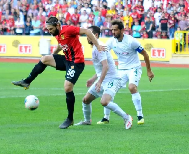 Hazırlık maçı: Eskişehirspor: 1 - Konyaspor: 1 Hazırlık maçı: Eskişehirspor: 1 - Konyaspor: 1