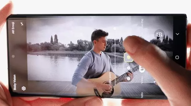 Karşınızda yeni Galaxy Note 10 ve Galaxy Note 10 PLUS Karşınızda yeni Galaxy Note 10 ve Galaxy Note 10 PLUS