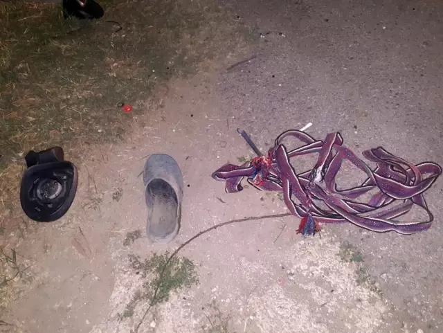Kurbanlıklarını almaya giden yayalara otomobil çarptı: 1'i ağır 2 yaralı