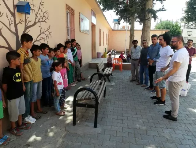 Sınırın masum çocuklarının mutlu günü
