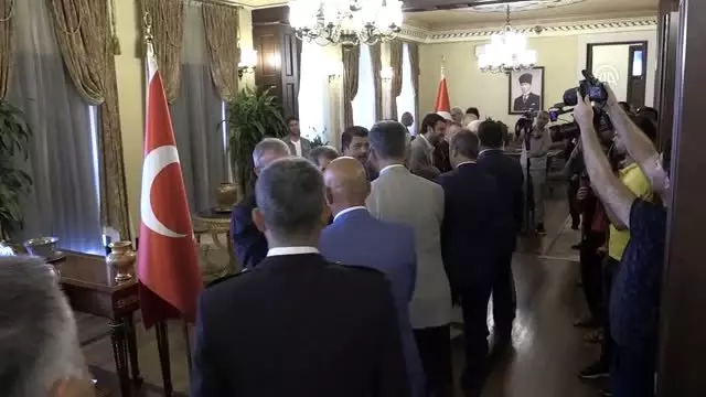 Antalya protokolü bayramlaştı Antalya protokolü bayramlaştı