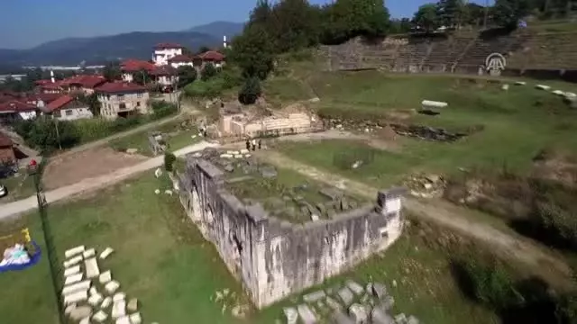 'Batı Karadeniz'in Efes'i': Prusias ad Hypium Antik Kenti 'Batı Karadeniz'in Efes'i': Prusias ad Hypium Antik Kenti